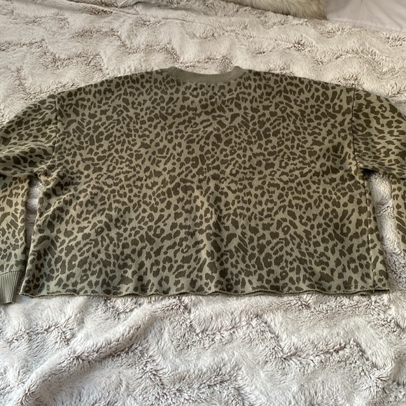 American Eagle Cozy Crew Sweater - Picture 2 of 3